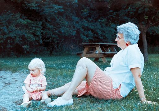 Dorothy Assink photo gallery thumbnail 46 of 303