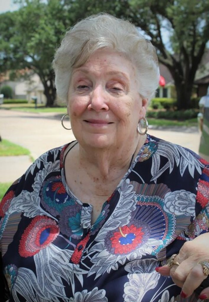 Claudia Atwood Profile Photo
