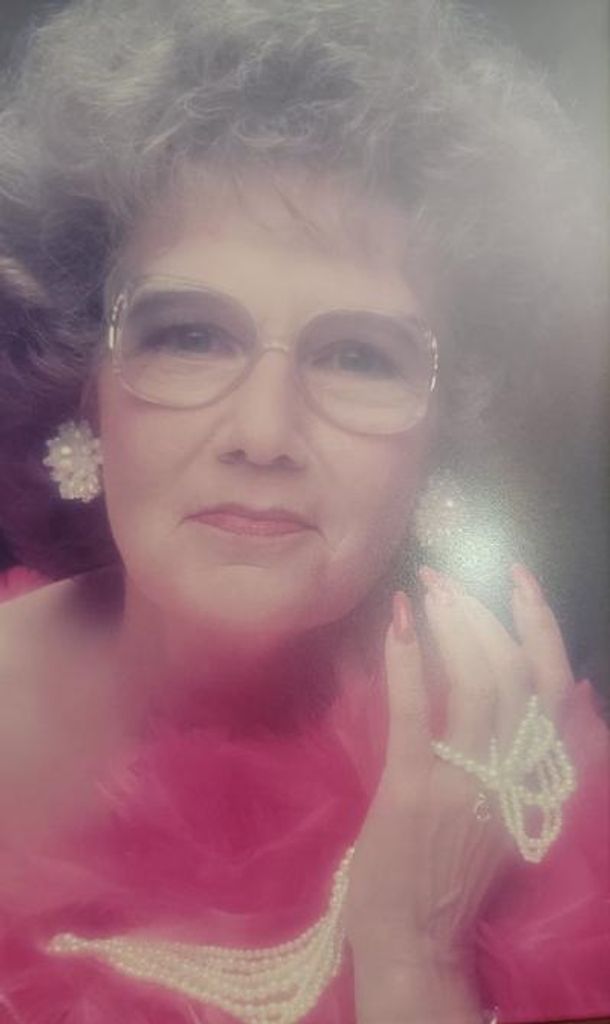 Esther Mae Sheline Profile Photo
