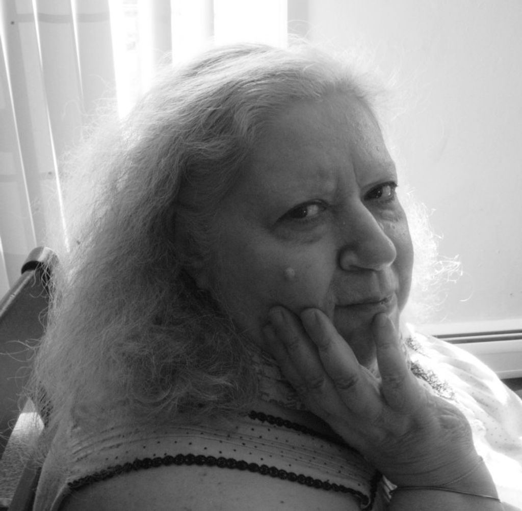 Angelina (Nee Mastellone)  Crucitti Profile Photo