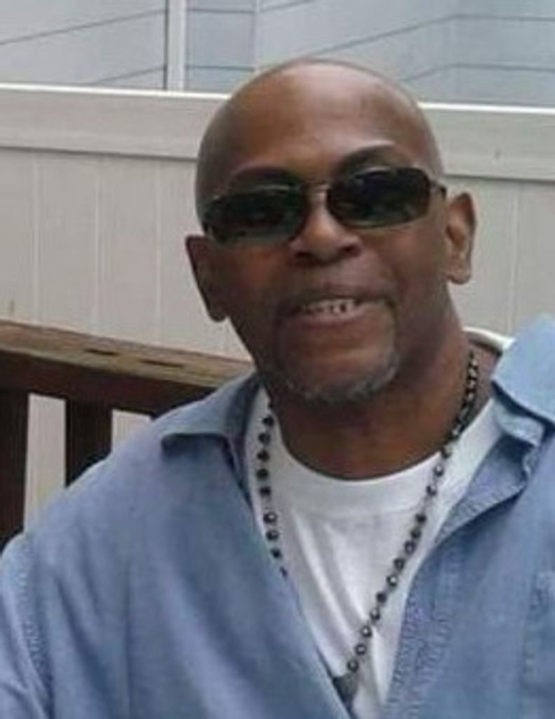 Clarence Devine    Jr. Profile Photo