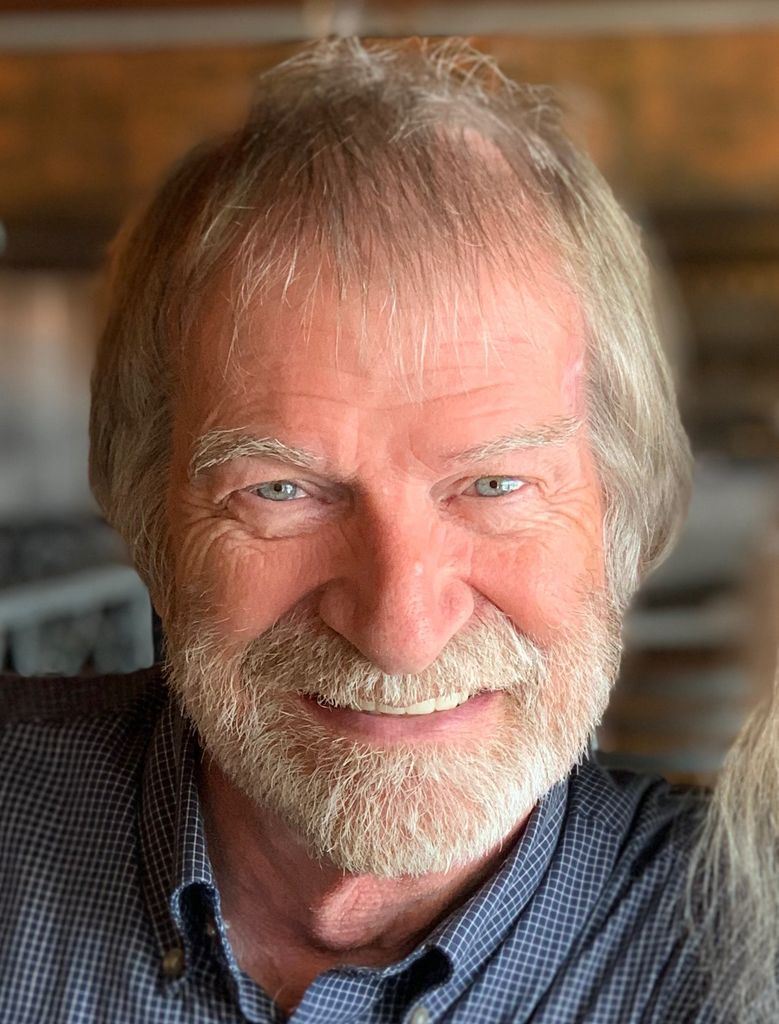 Dwight Tellier Profile Photo