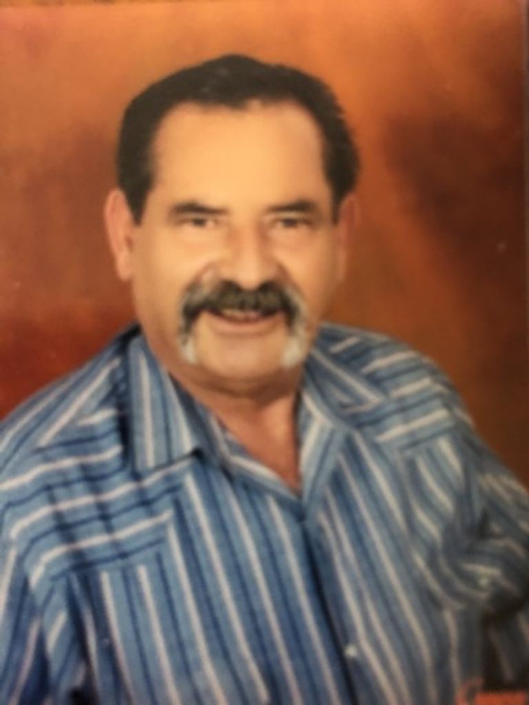 Renato Garza Profile Photo