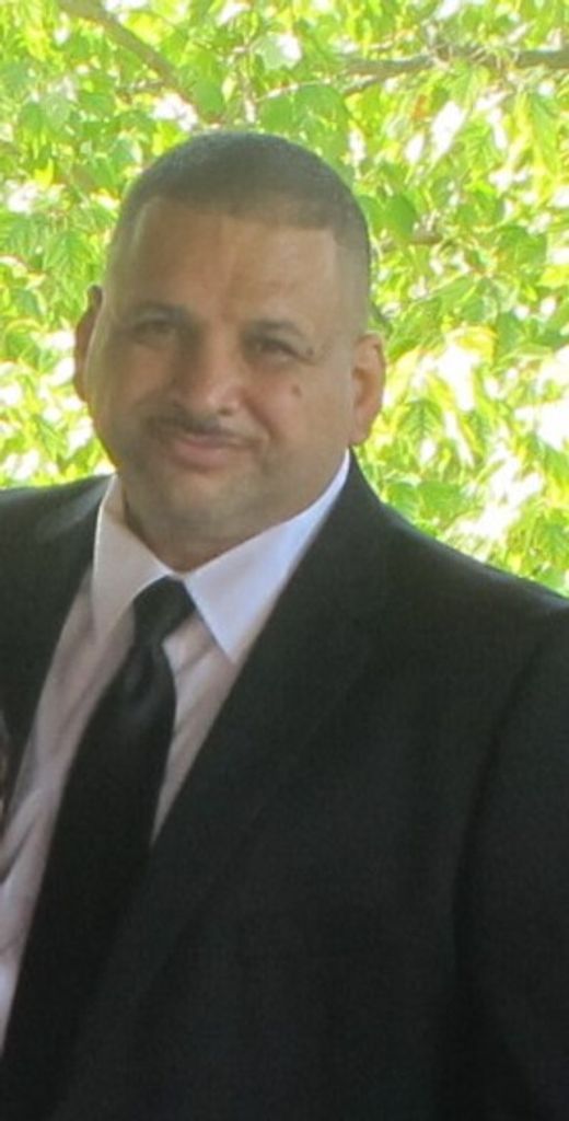 Angel Garza Profile Photo
