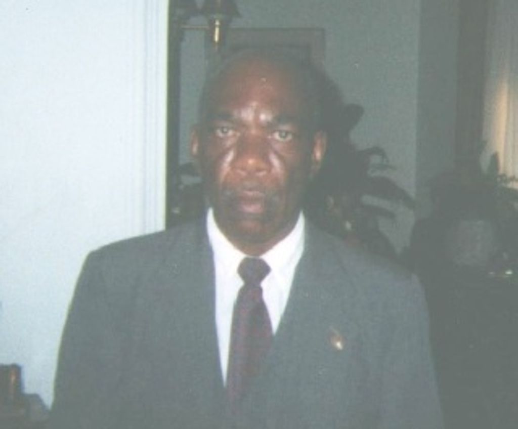 Robert Edwin Gadsden Profile Photo