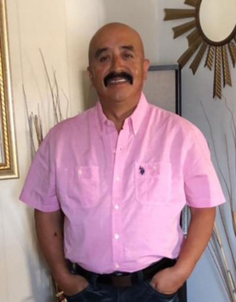 Manuel Alarcon Profile Photo