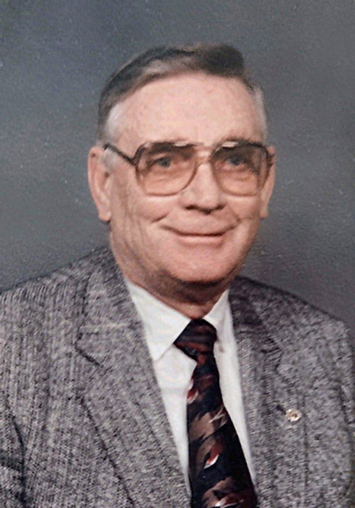 Kenneth Hopkins Profile Photo