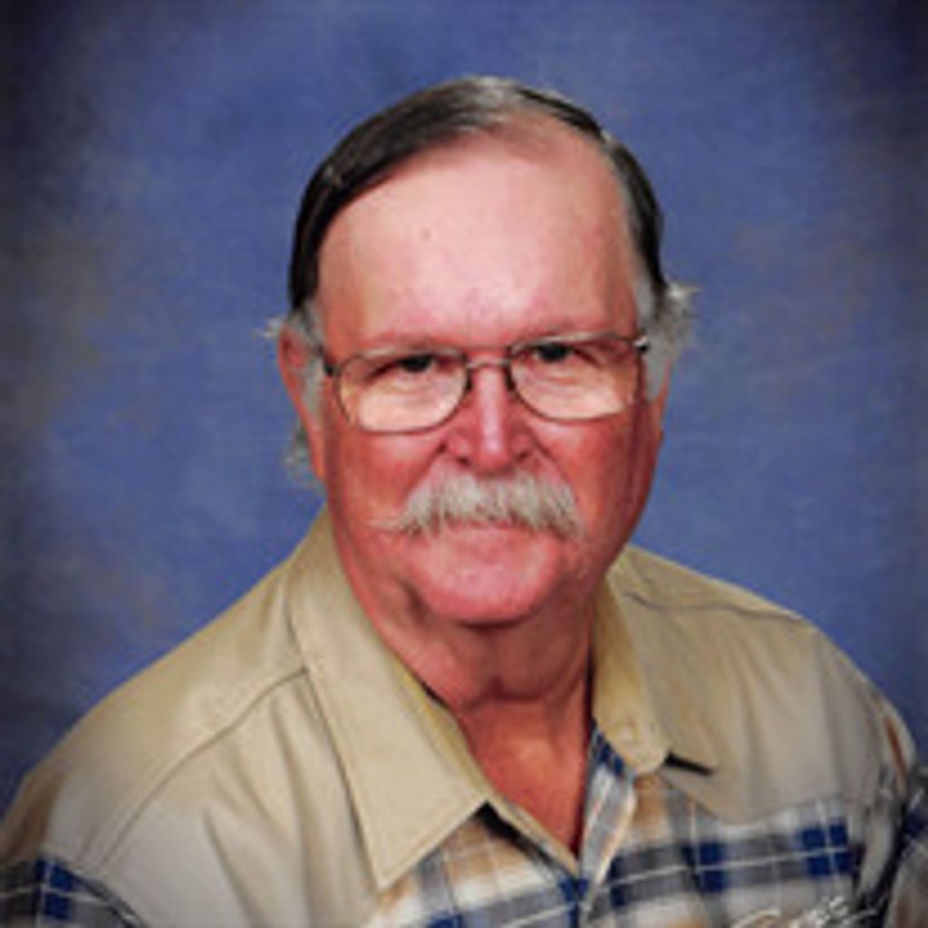 Mr. Cecil Douglas Schroeder