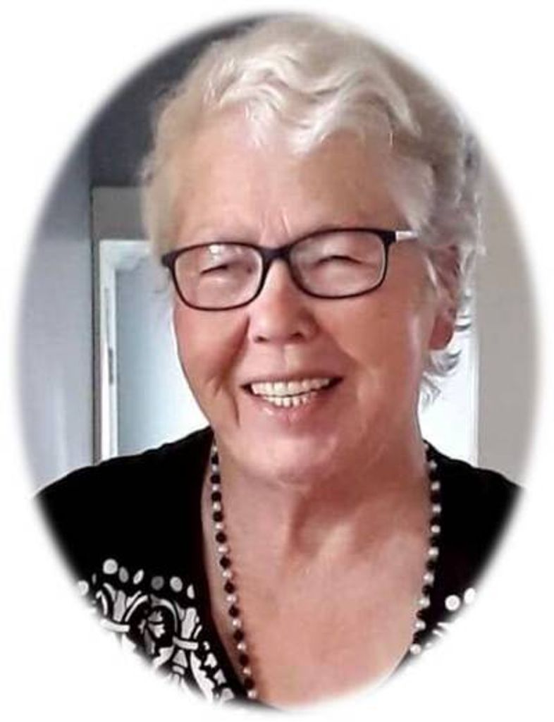 Lillian 'Lily' Sarah Beatrice Marie Hewlett Profile Photo