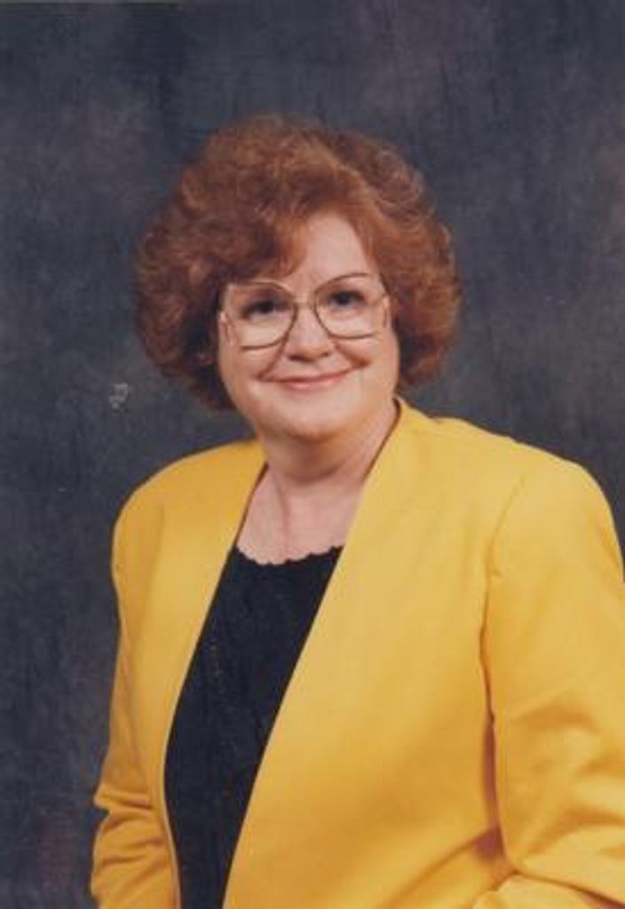 Helen Bernadine Holt Profile Photo