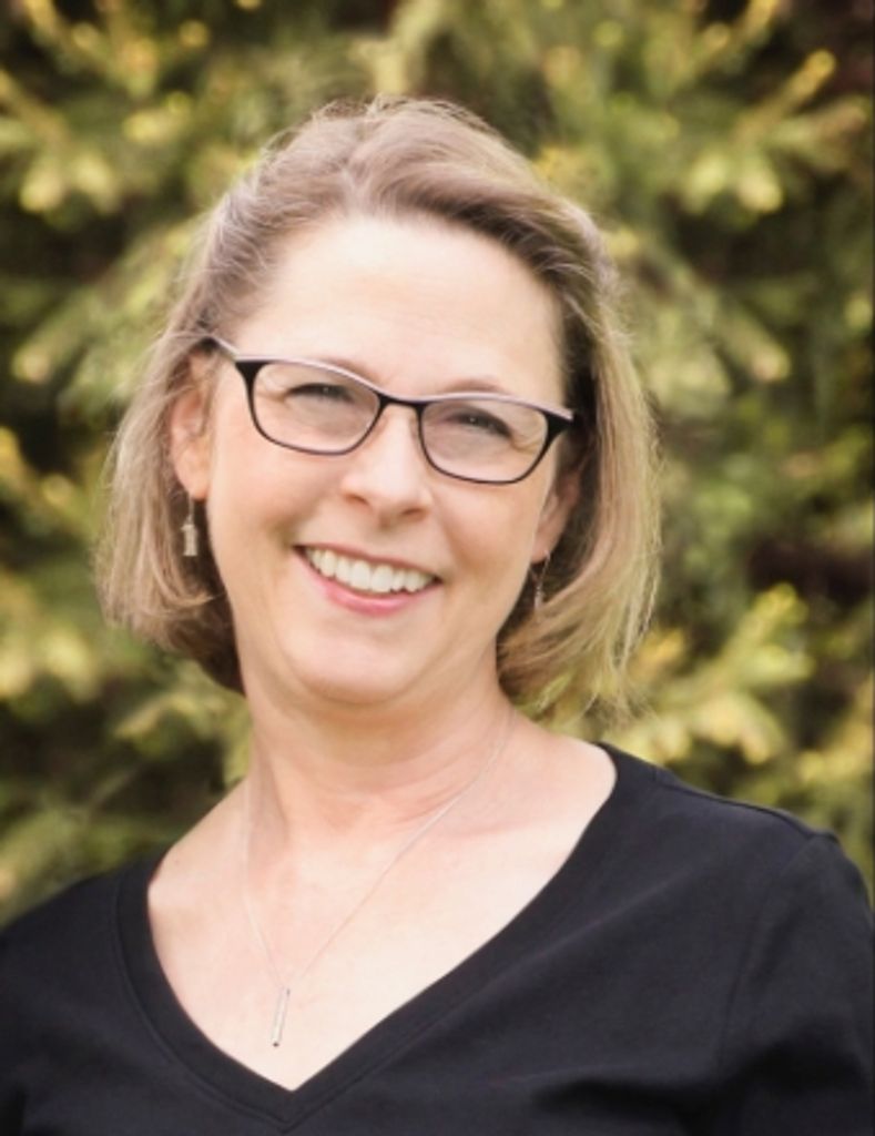 Lisa (Newlin) Spitz