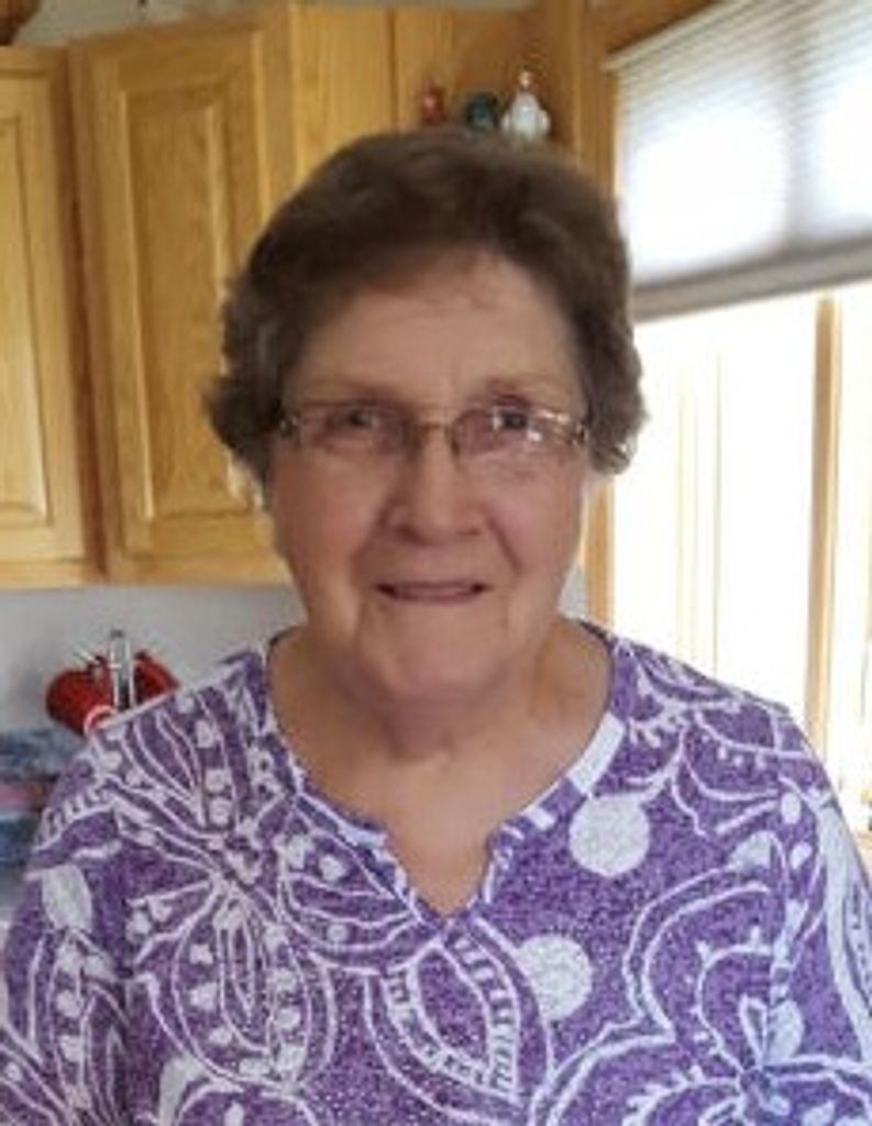 Verniel Elaine (Lother)  Swiggum