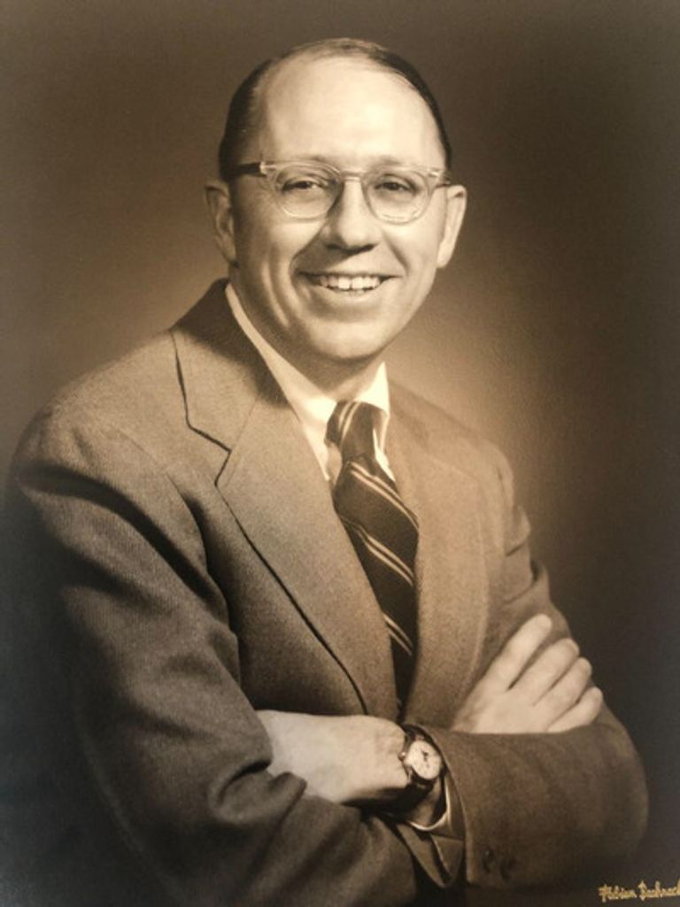 Roderic Henry Ross Profile Photo