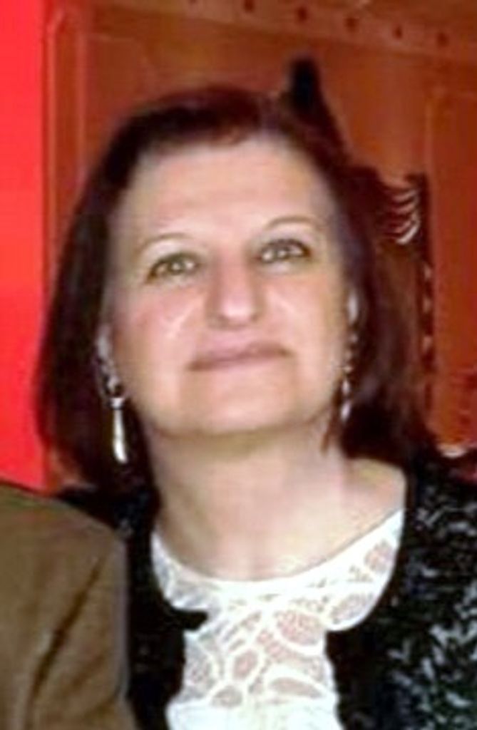 Gina Queli