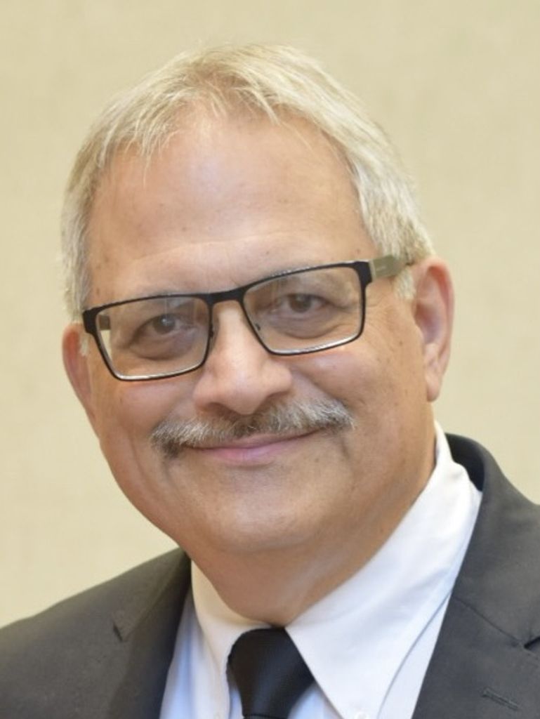 Dr. Marc Ucchino