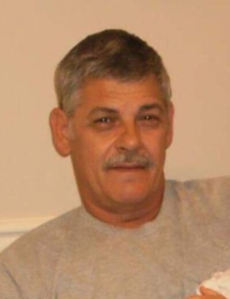 Glenn Lee Simpson Profile Photo