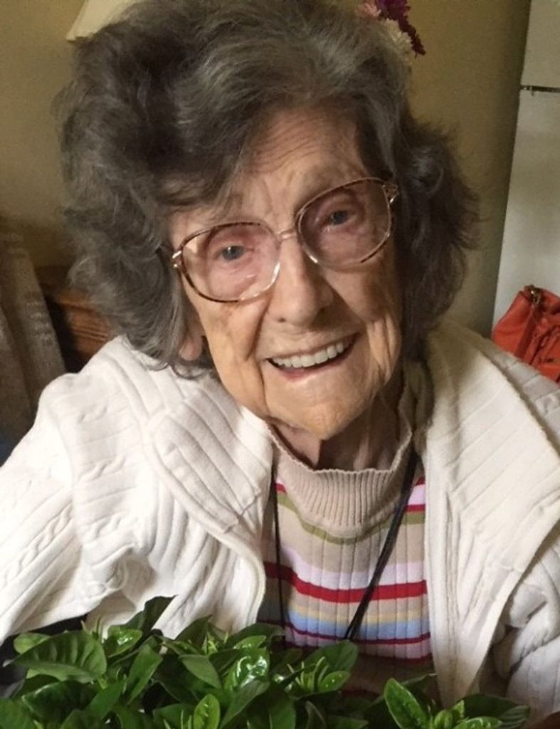 Ruth Dannis Daniels