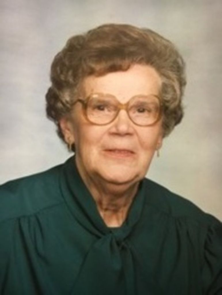 Elise Arell Profile Photo