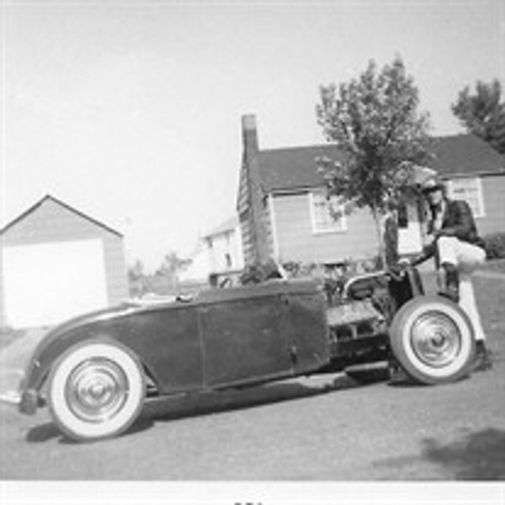 Robert James "Bob" Nill