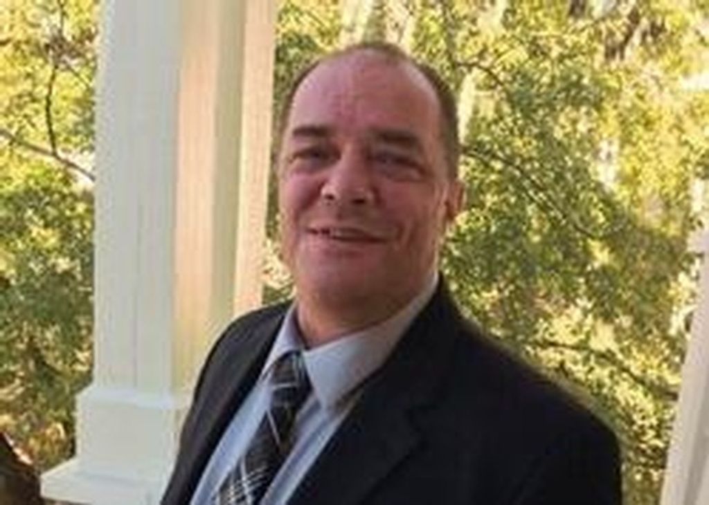 Robert "Bob" Nicholas