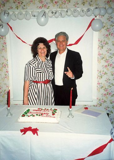 Carl Fields photo gallery thumbnail 132 of 271