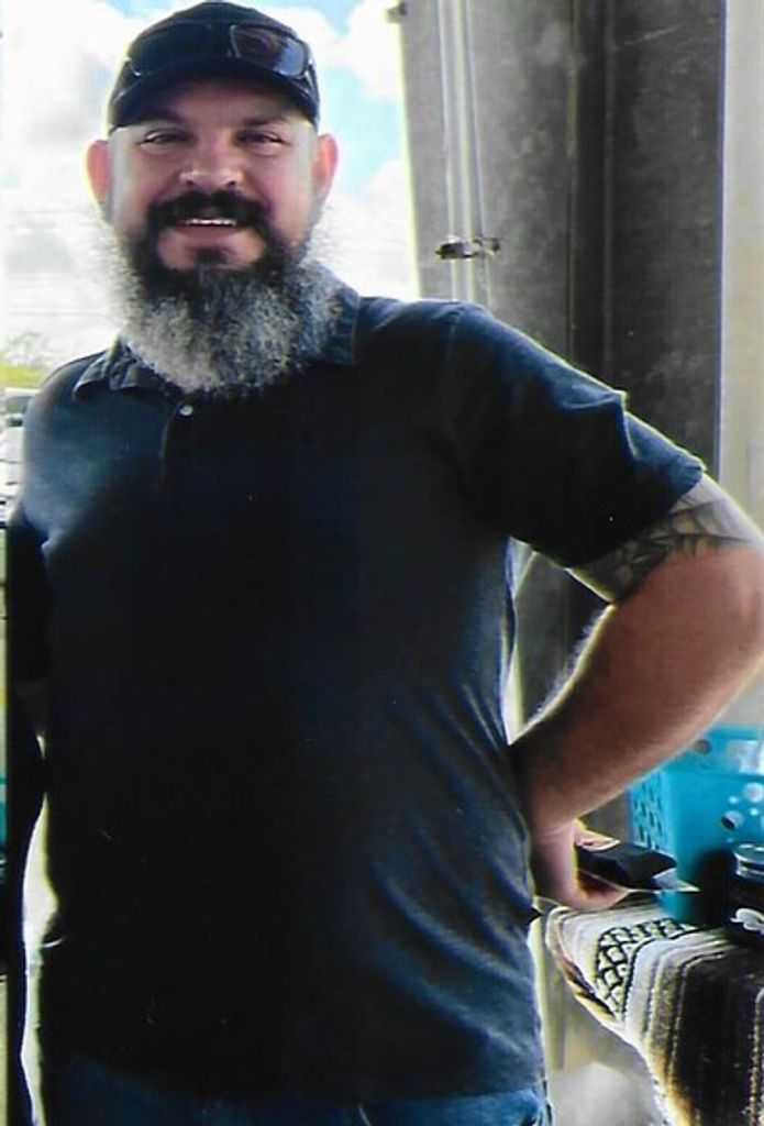Carlos Edward Martinez Sr. Profile Photo
