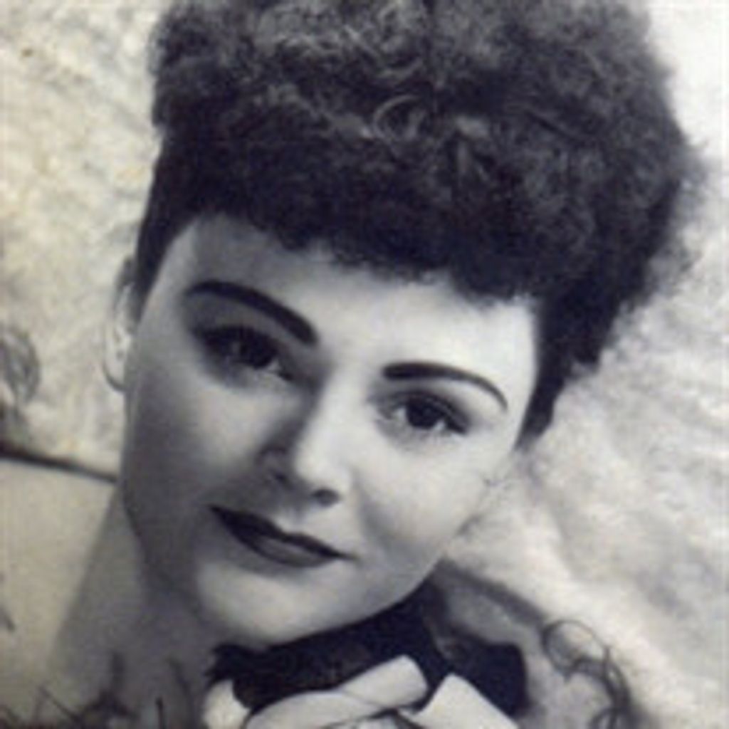 Emma Lee Harris