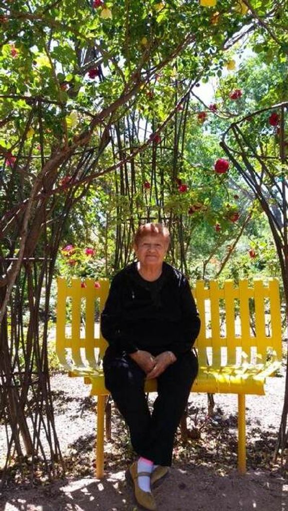 Maria Rosa Irene Saavedra Profile Photo