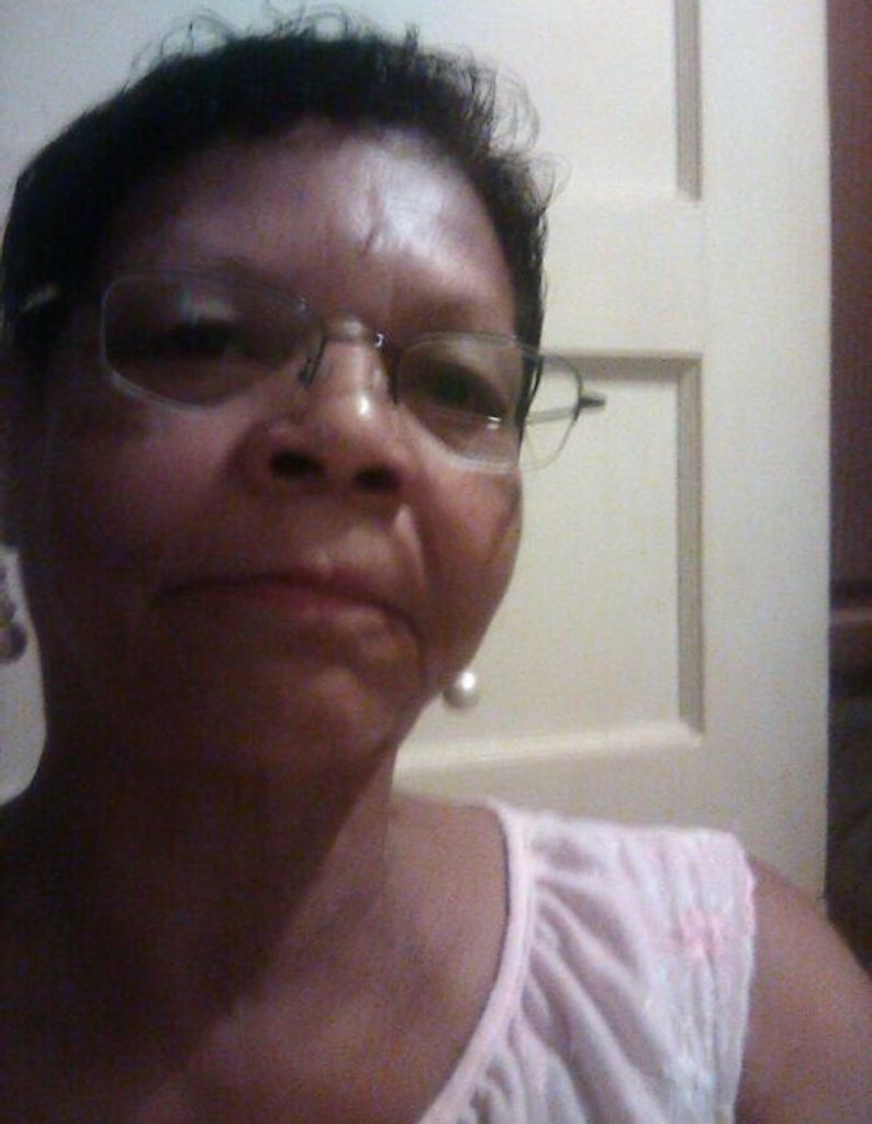 Vickie Lynn (Hunter)  Lunnon Profile Photo