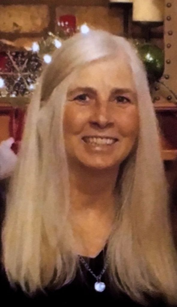Zina (Akin)  Perry Profile Photo