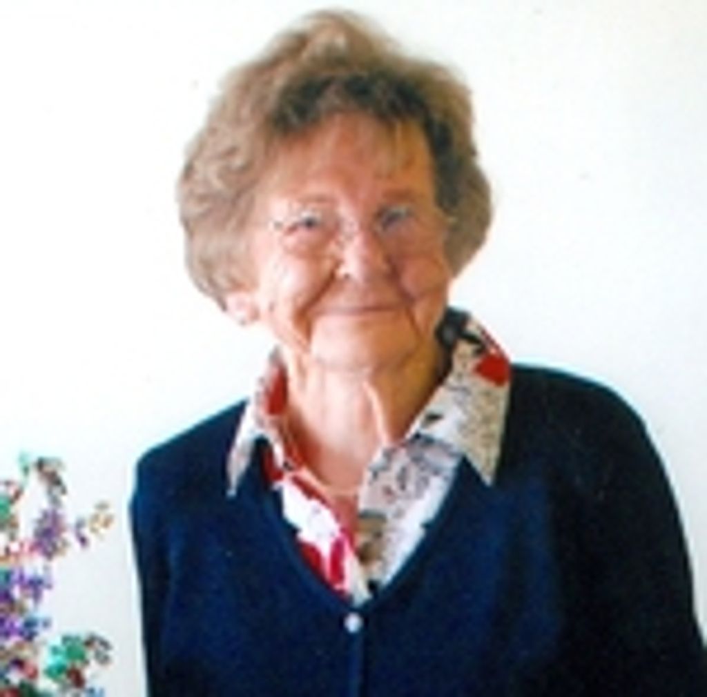 Joyce Holmes