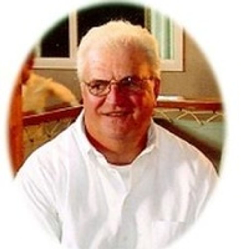 Dennis Solo