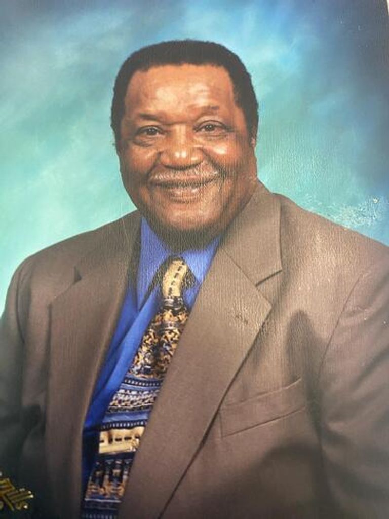 Walter Roberts, Jr. Profile Photo