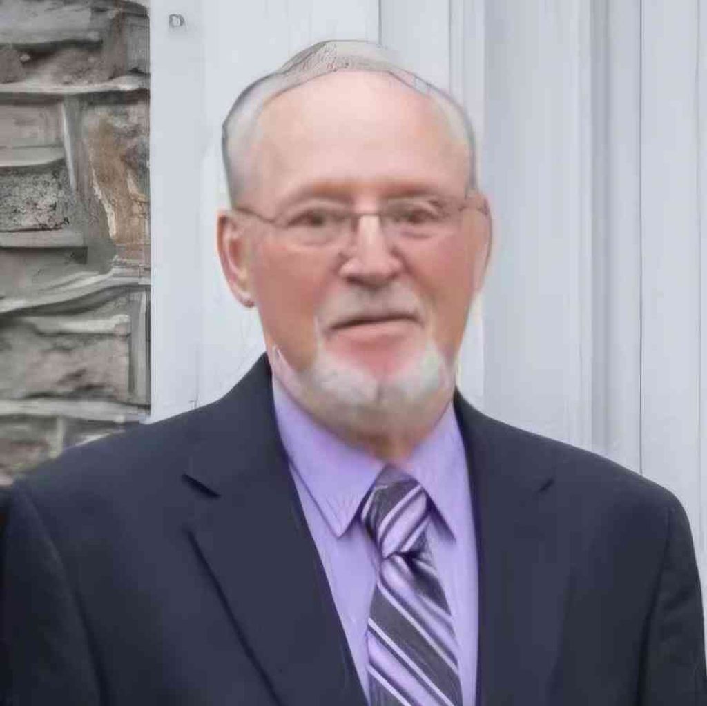 Thomas Isaac Newbauer Profile Photo