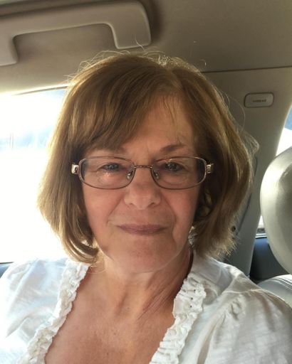 Carol Walleen's obituary image