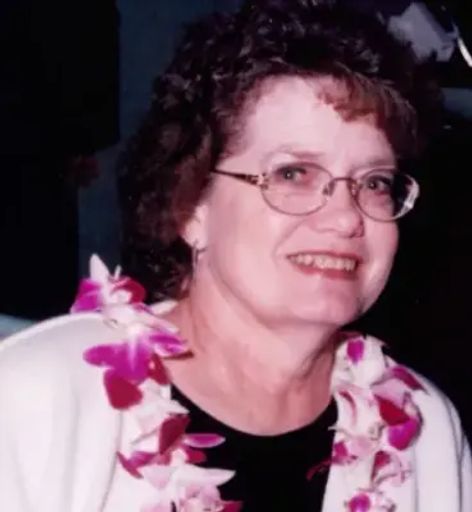 Karen Bledsoe Profile Photo