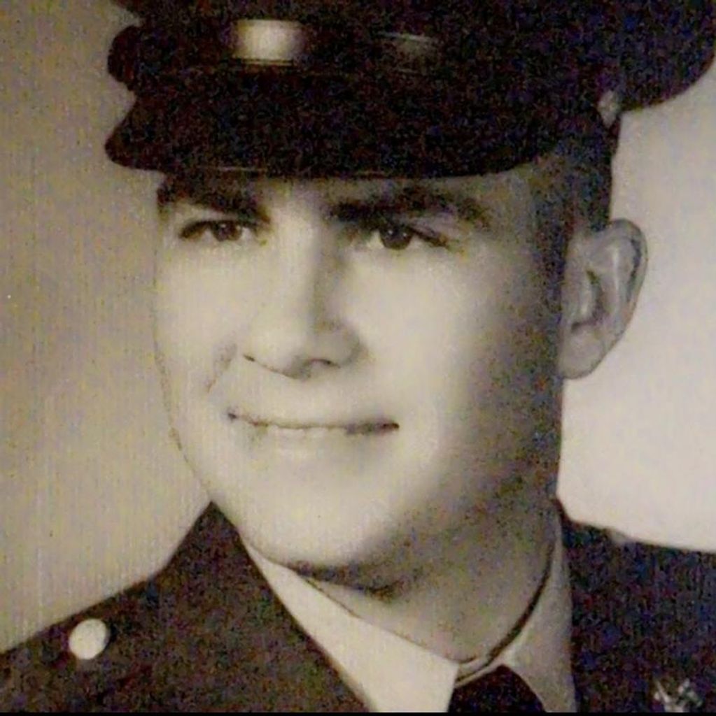 Earl Raymond Pierce Profile Photo