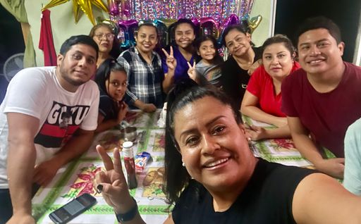 Karen Lizbeth Medellin photo gallery thumbnail 94 of 204