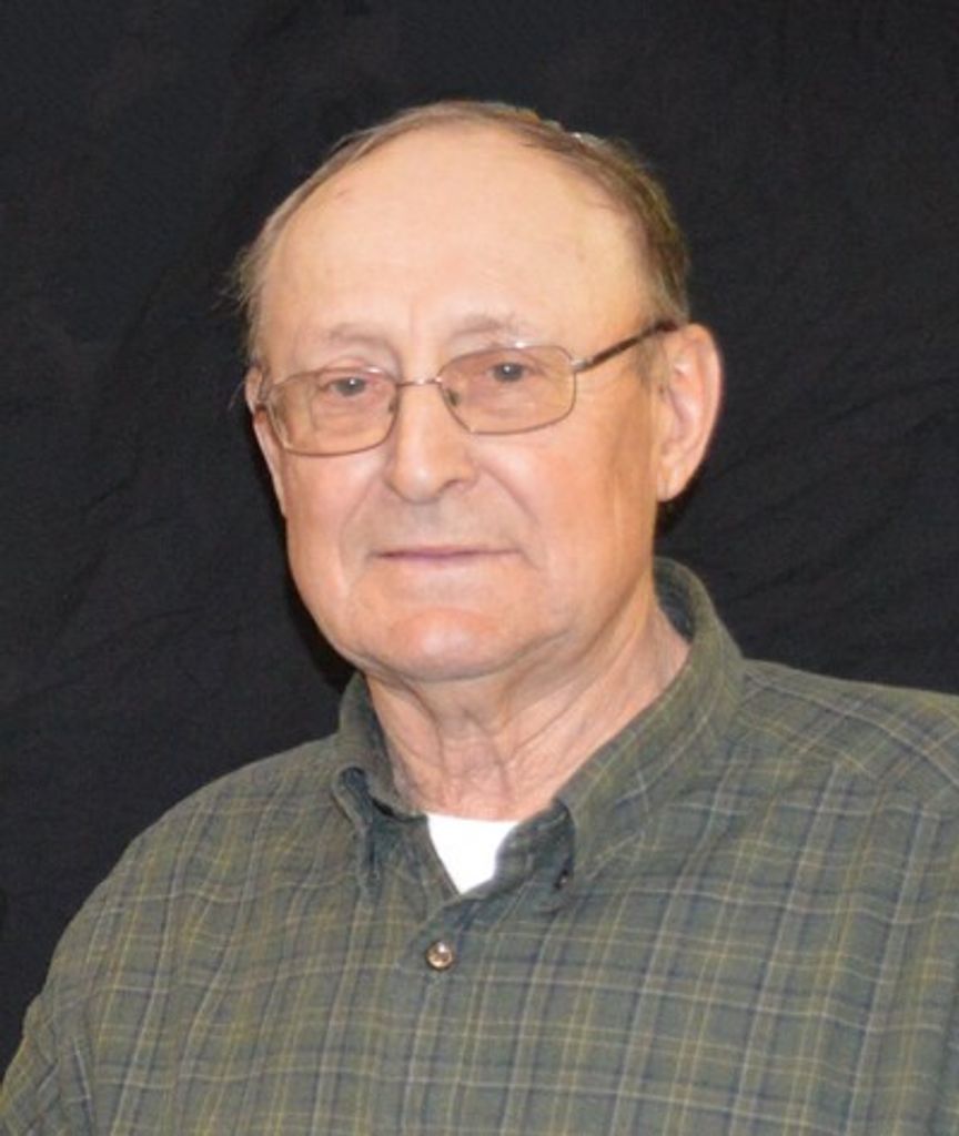 Francis Lhotak Profile Photo