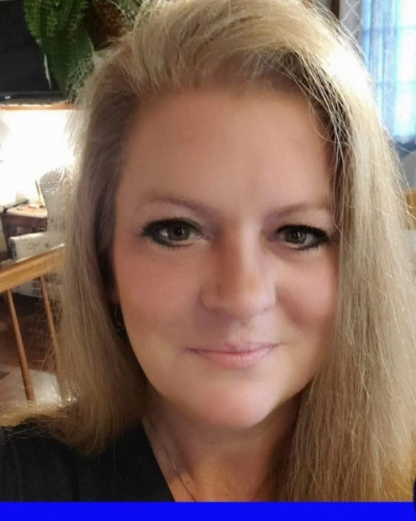 Angela Enright Profile Photo