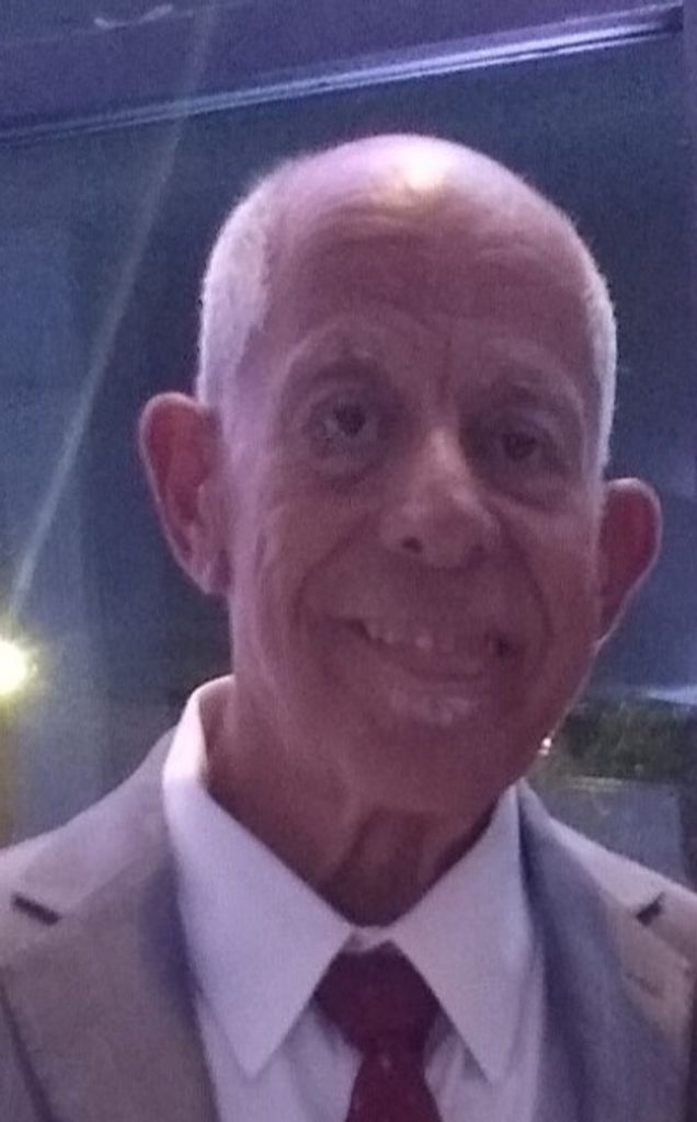 George D. Pertuz Profile Photo