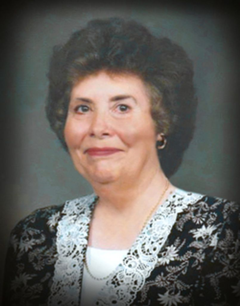 Helen Davenport Profile Photo