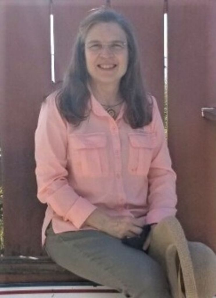 Anona Gillis Profile Photo