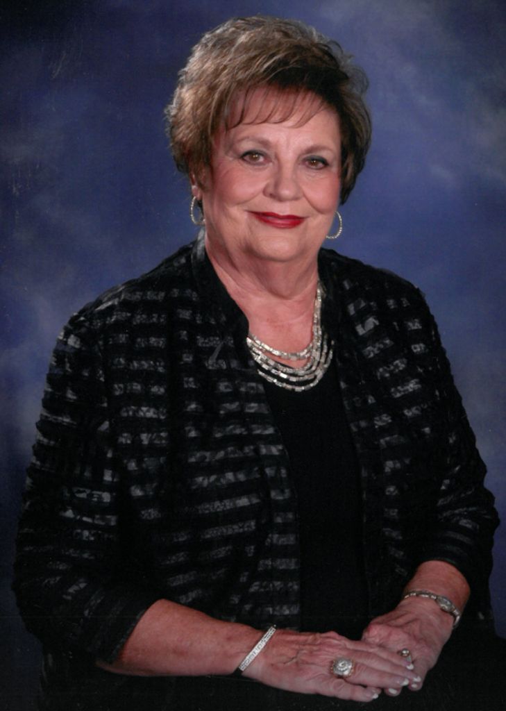 Nancy Arnold