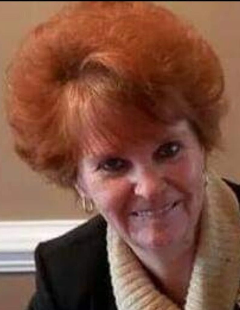 Elizabeth Mahan Profile Photo