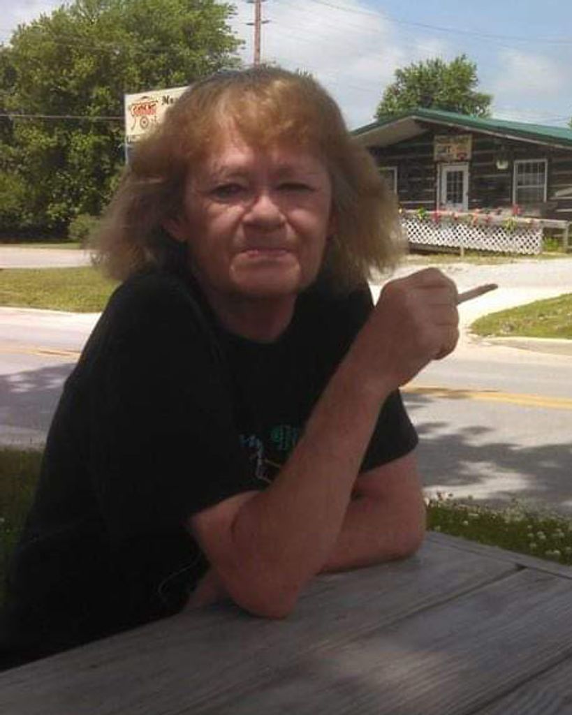 Elaine "Crickett" Williams