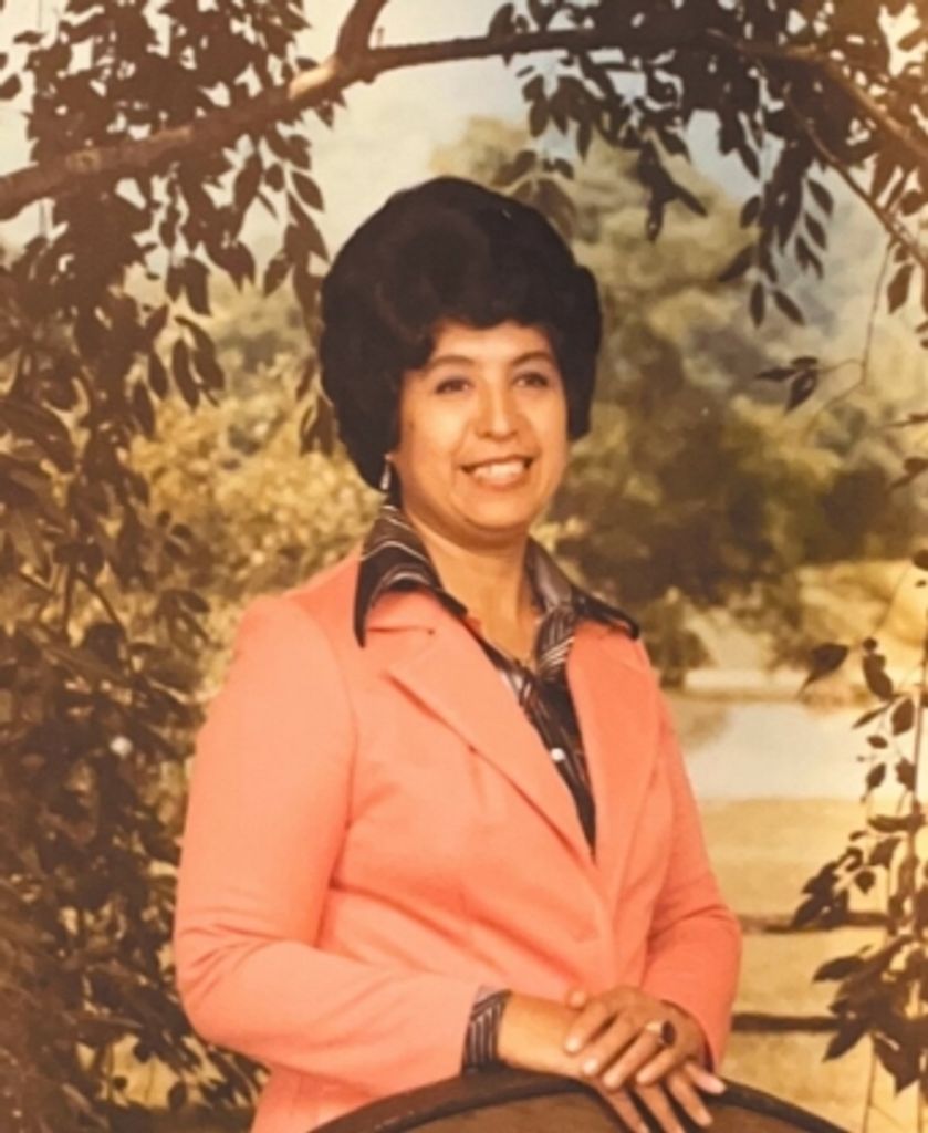 Alicia J Flores Profile Photo