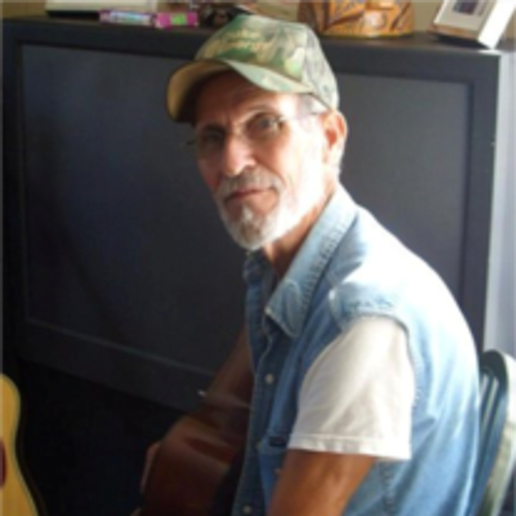 Carl Lindsey