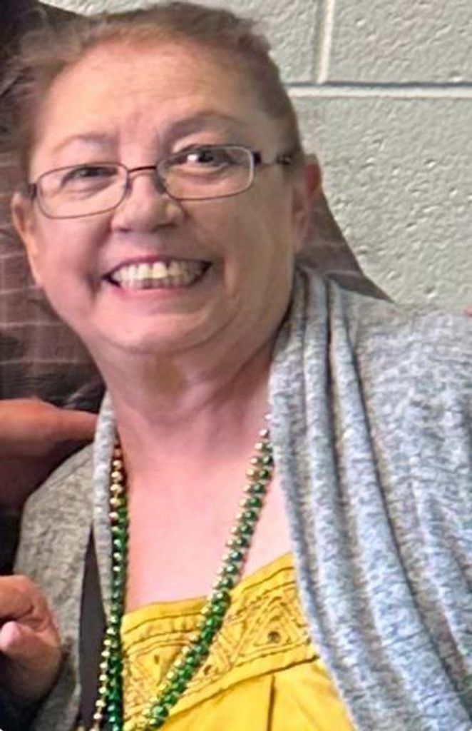 Flora Aragon Profile Photo
