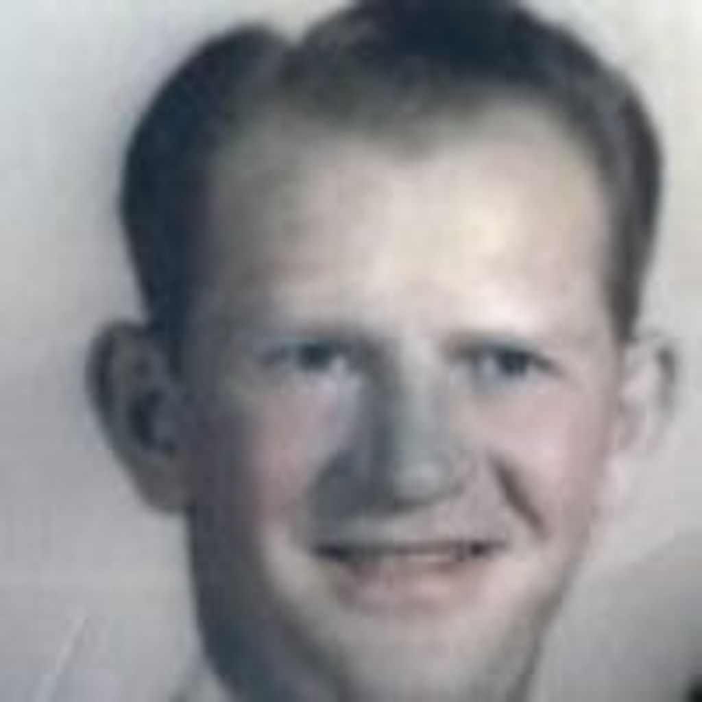 Claude L Ely Sr